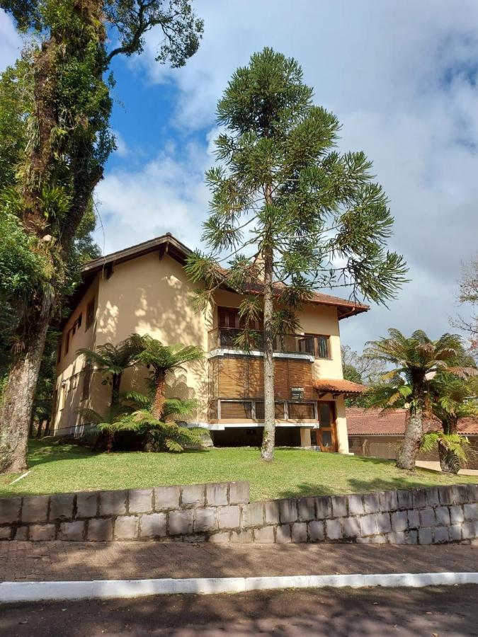 Apto Amplo E Aconchegante Proximo Ao Lago Negro Gramado Buitenkant foto